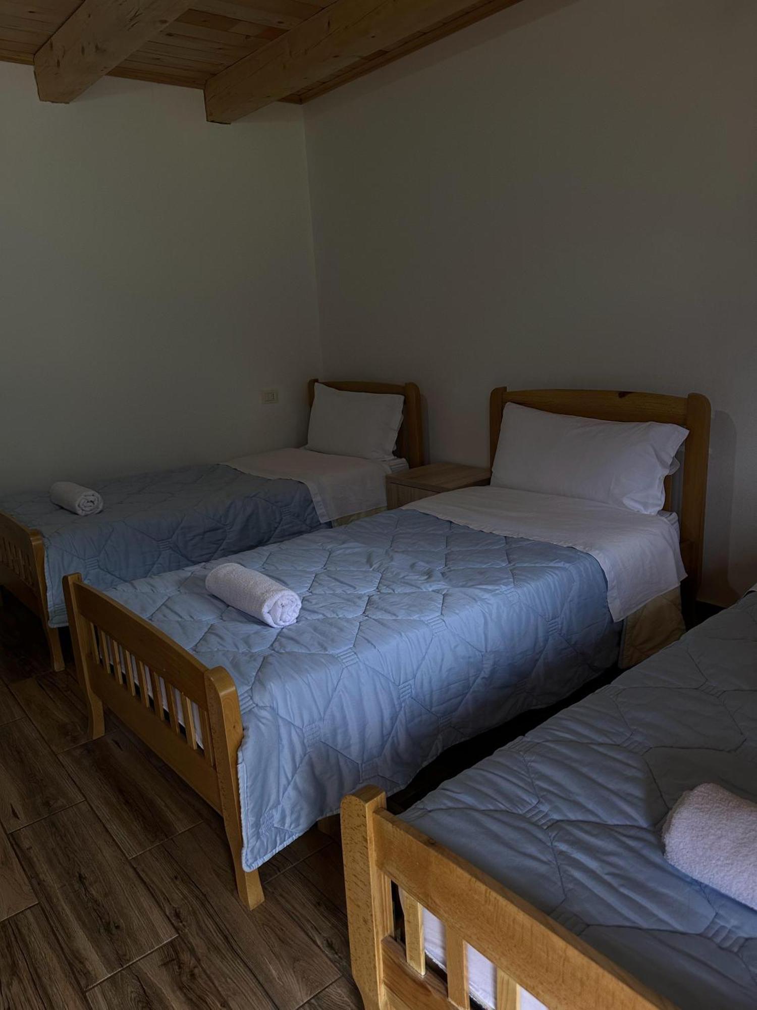 Bujtina Zici Hotell Theth Exteriör bild