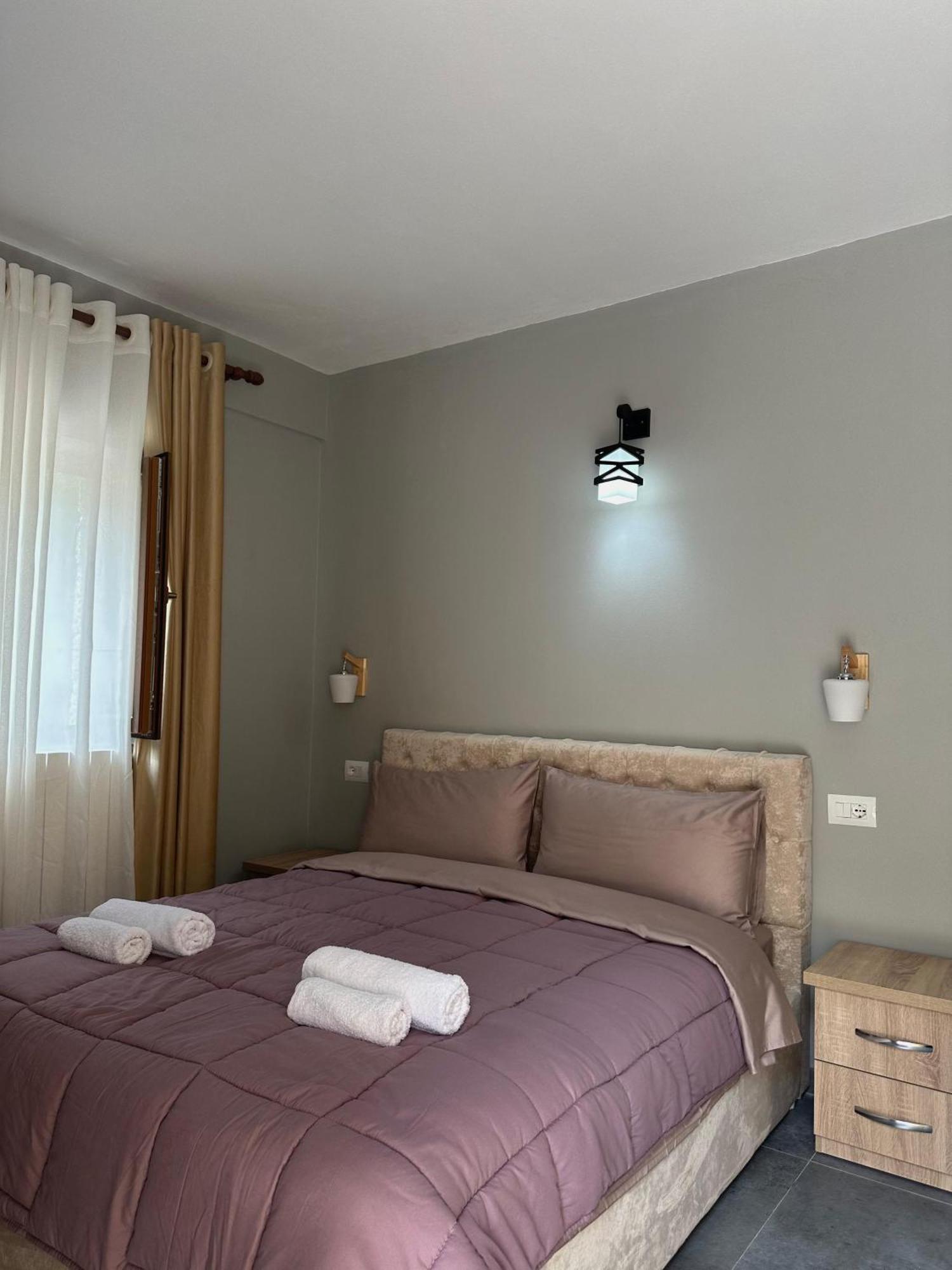 Bujtina Zici Hotell Theth Exteriör bild