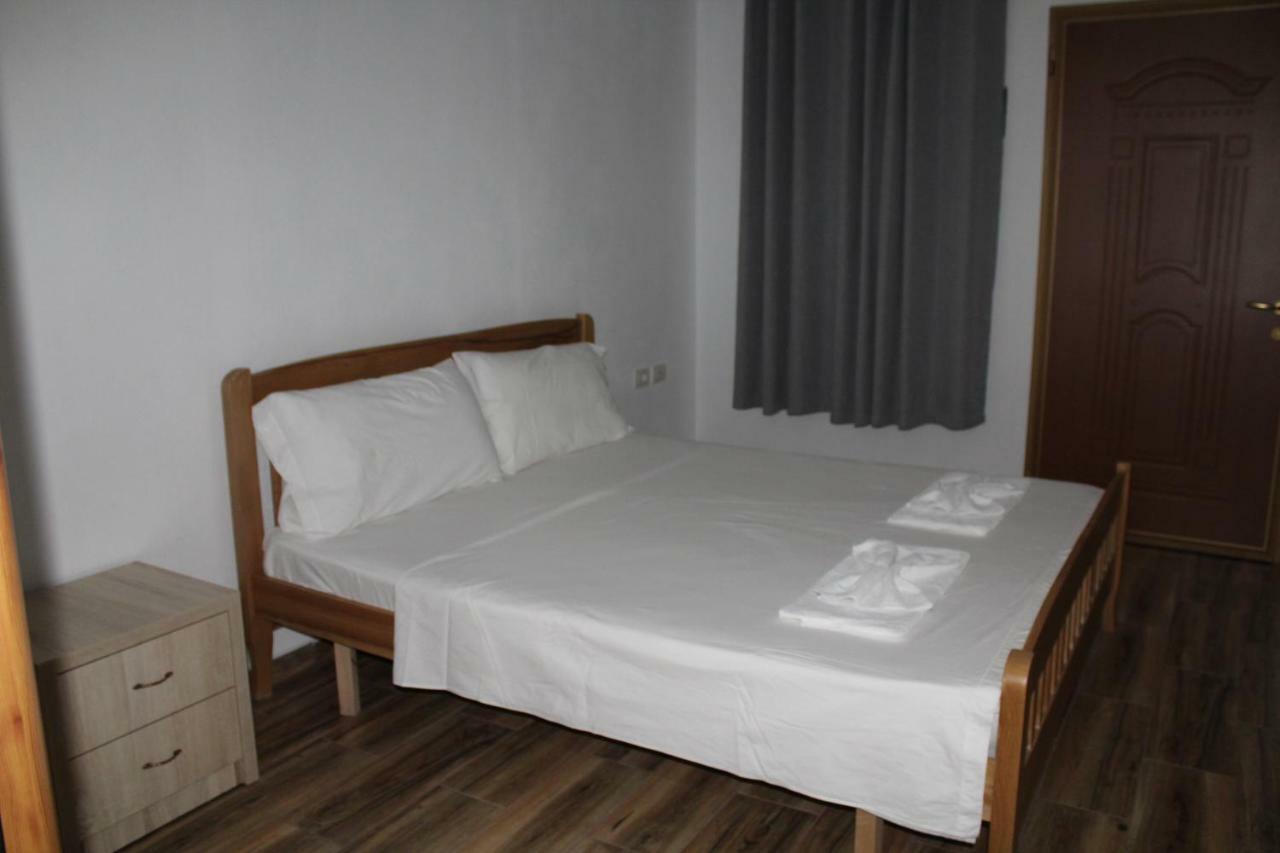 Bujtina Zici Hotell Theth Exteriör bild